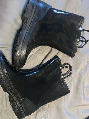 Glossy Black Rain Boots with Pull Tabs